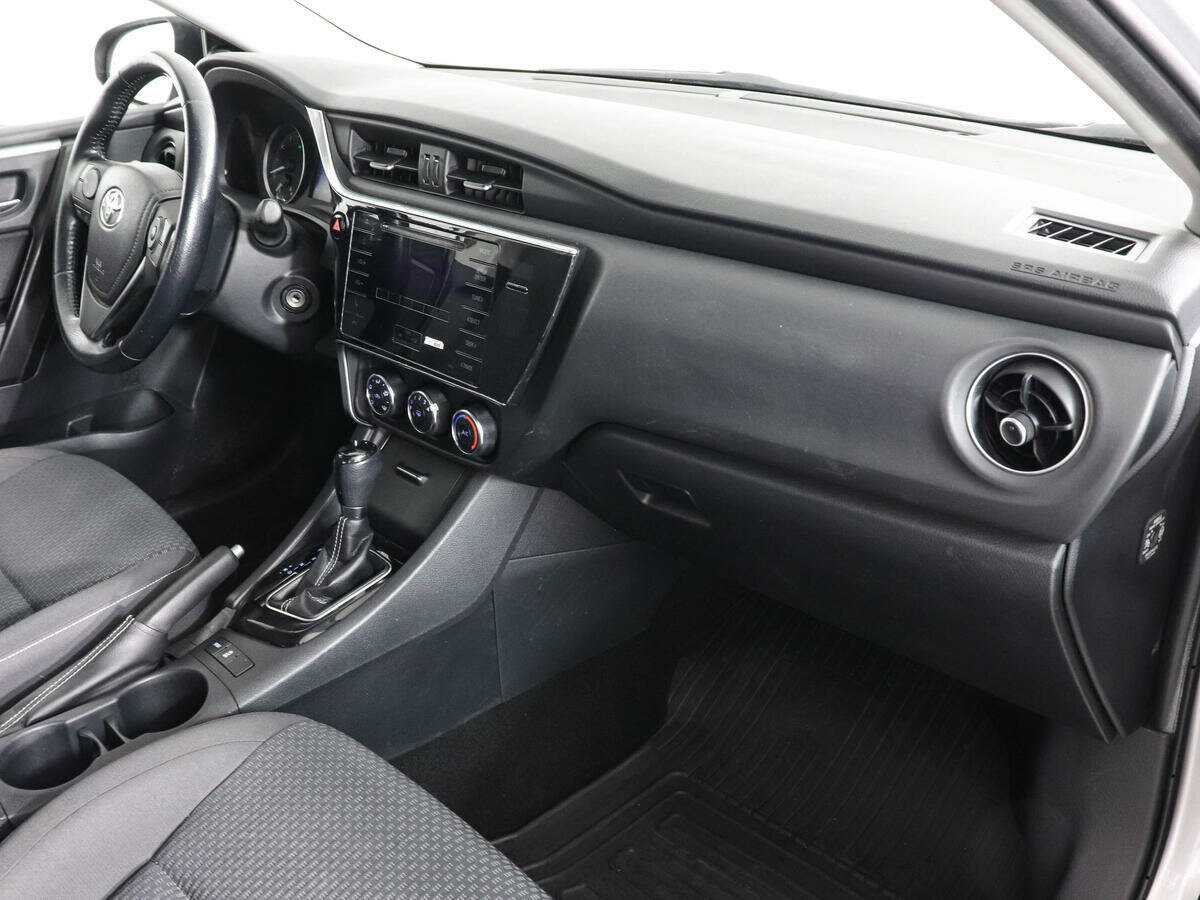 Купить Toyota Corolla с пробегом. Фото: #9