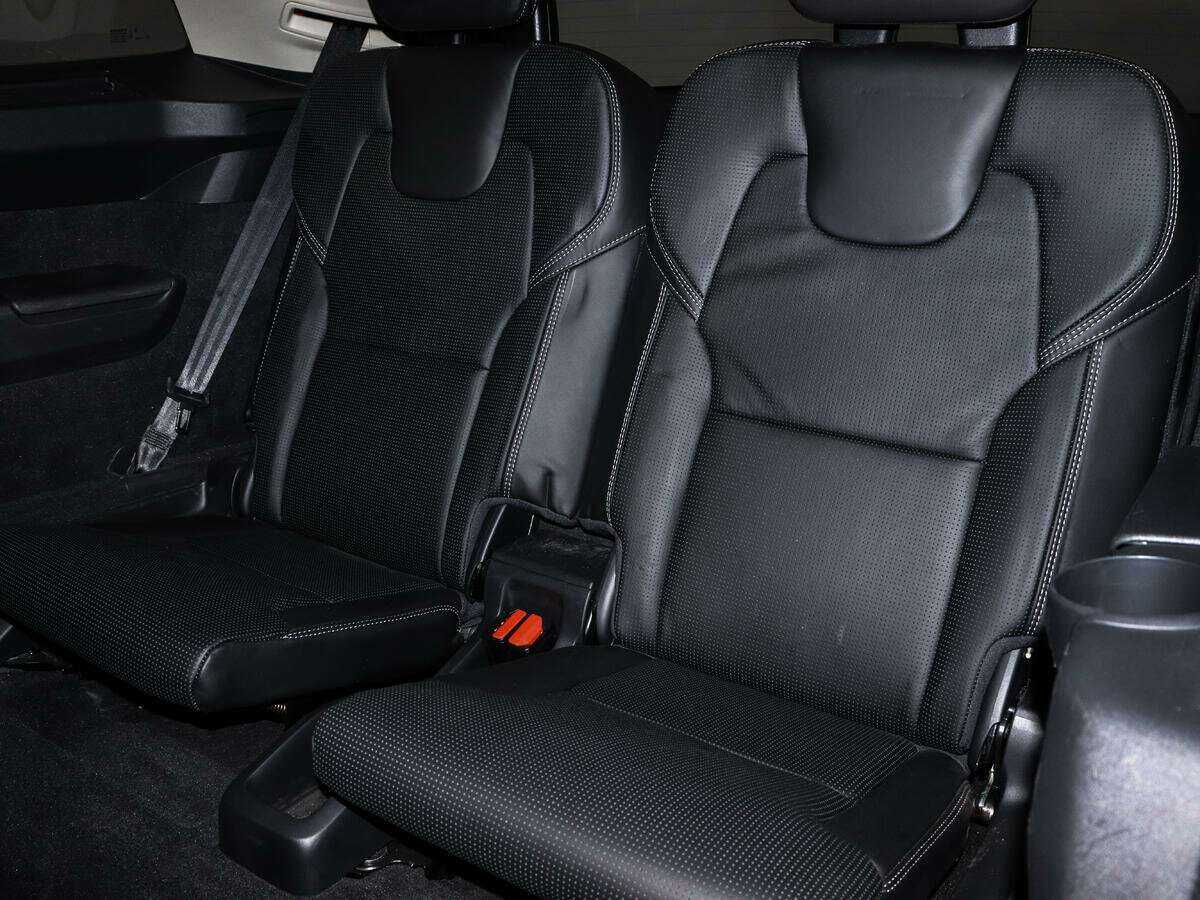 Купить Volvo XC90 с пробегом. Фото: #22