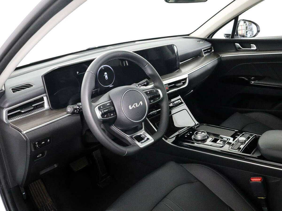 Купить Kia K5 с пробегом. Фото: #7