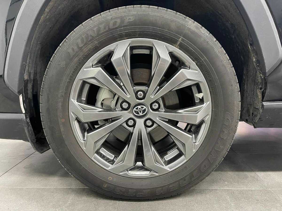 Купить Toyota RAV4 с пробегом. Фото: #24