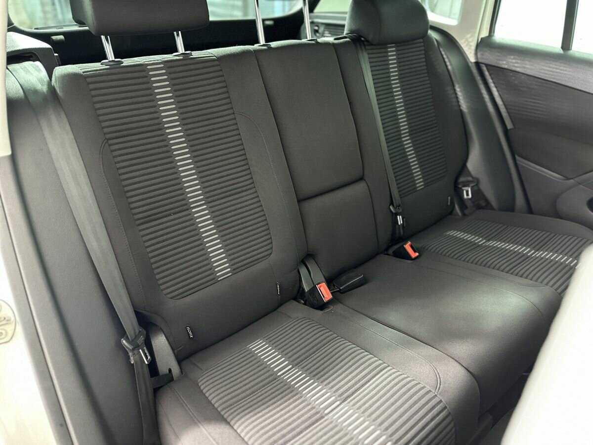 Купить Volkswagen Tiguan с пробегом. Фото: #14