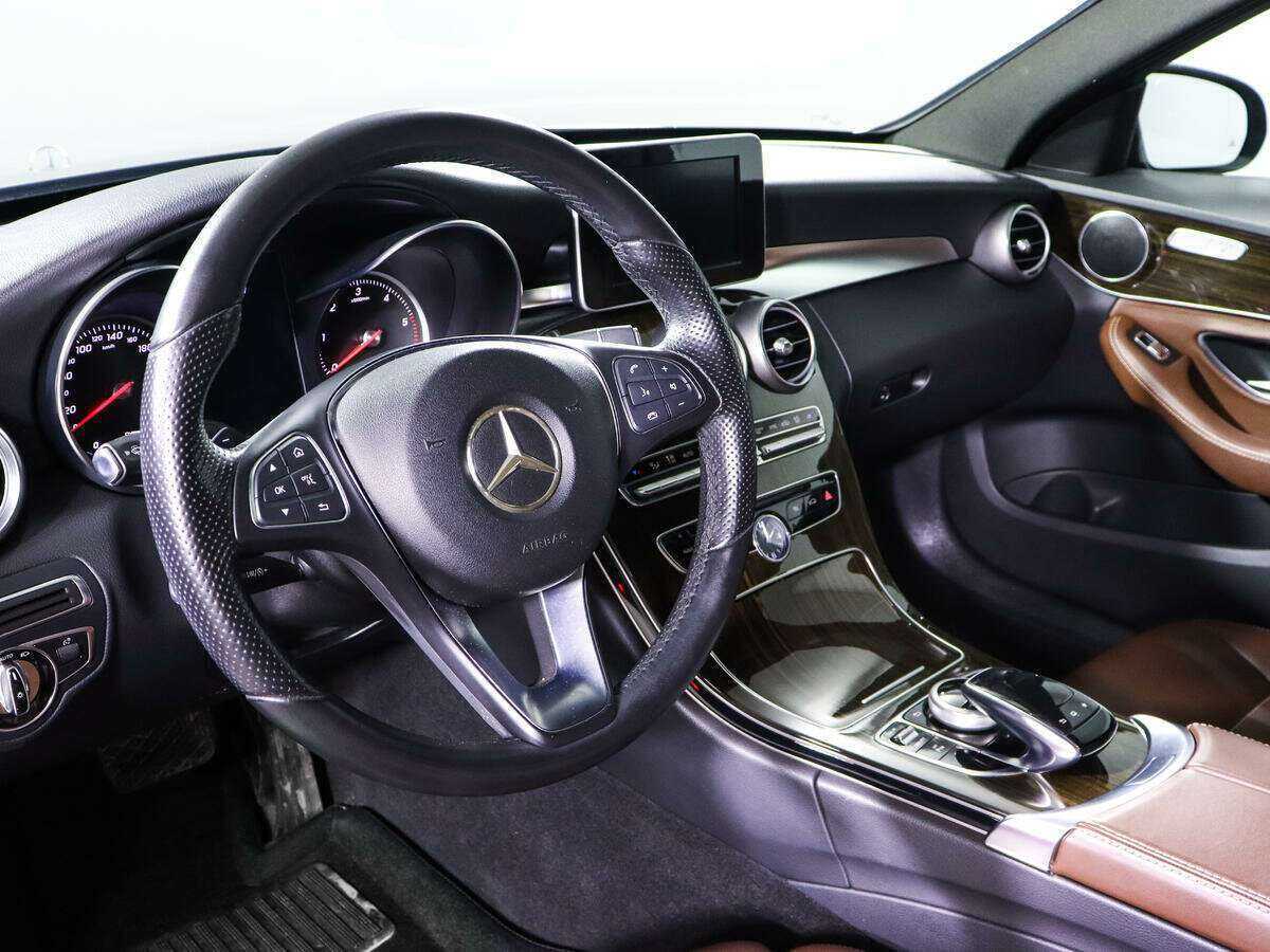 Купить Mercedes-Benz C-Класс с пробегом. Фото: #10