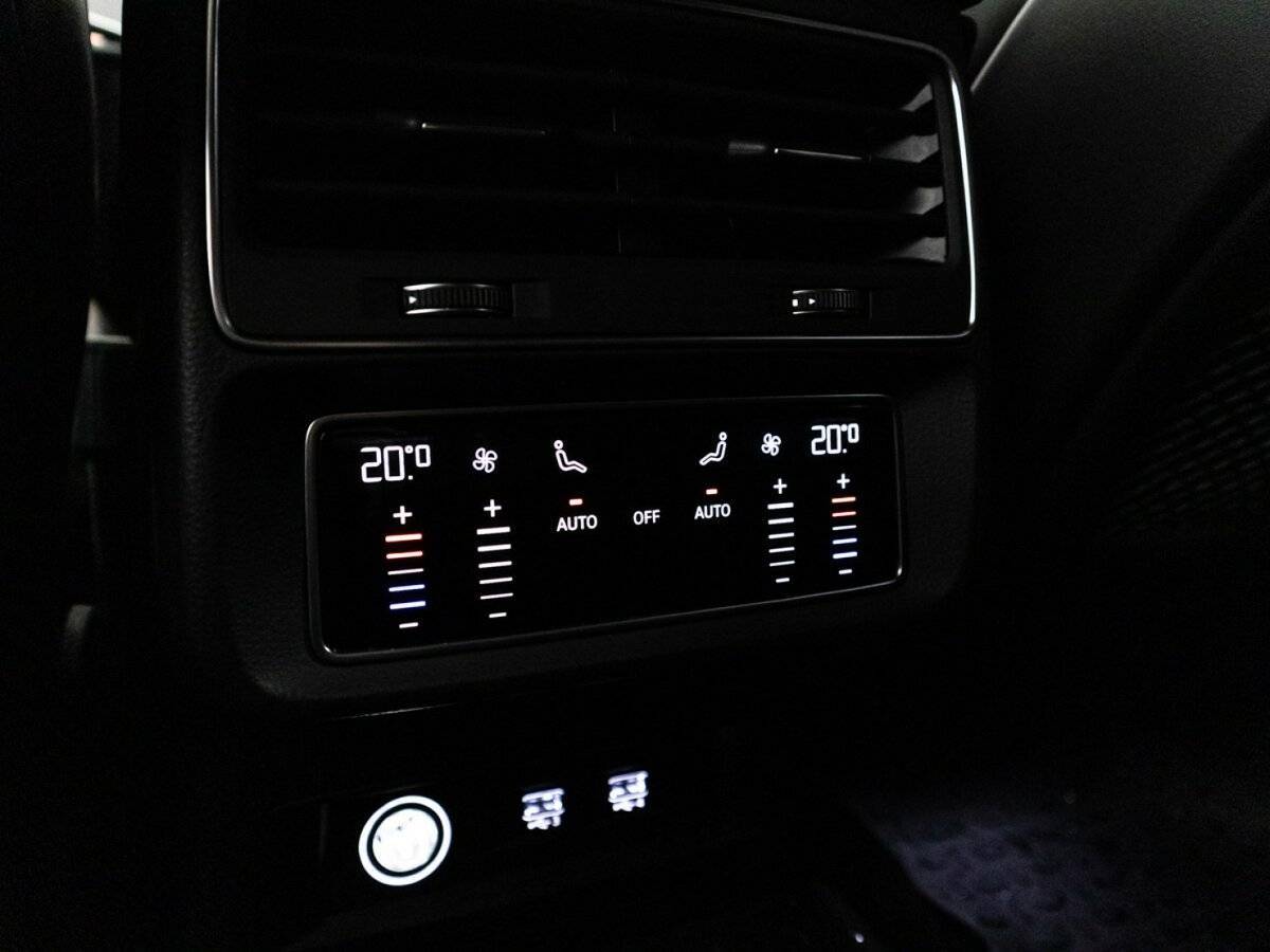 Купить Audi Q7 с пробегом. Фото: #25