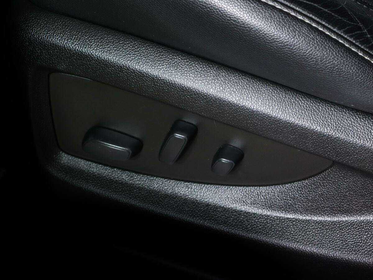Купить Chevrolet Tahoe с пробегом. Фото: #18