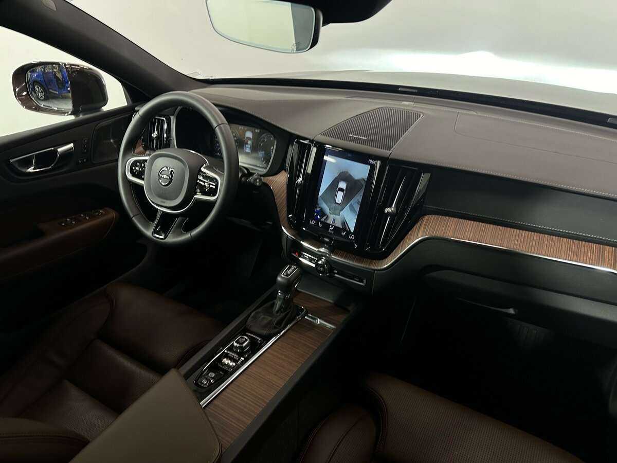 Купить Volvo XC60 с пробегом. Фото: #11