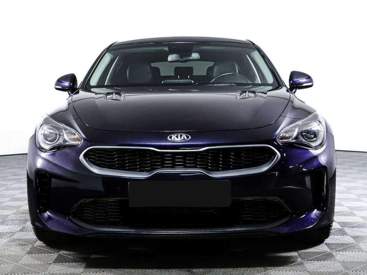 Купить Kia Stinger с пробегом. Фото: #1