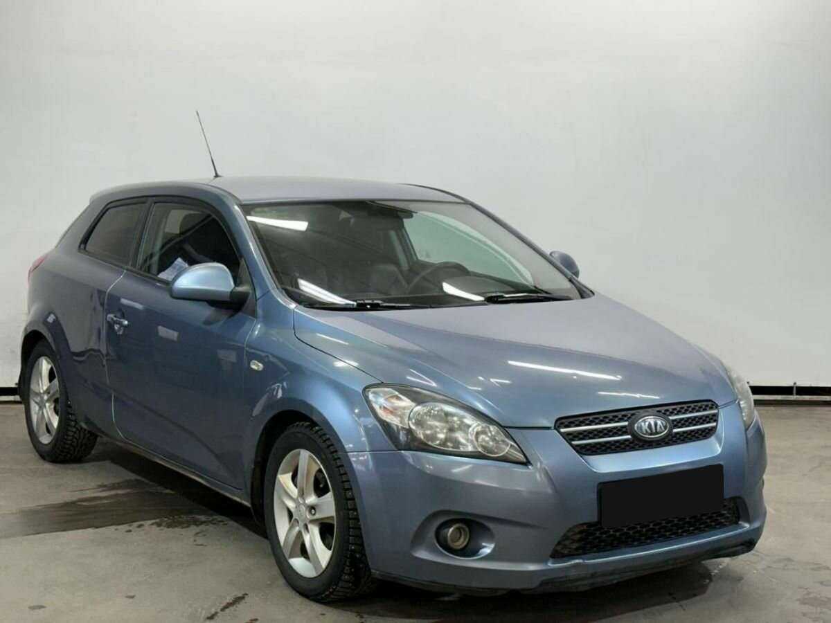 Купить Kia Ceed с пробегом. Фото: #2