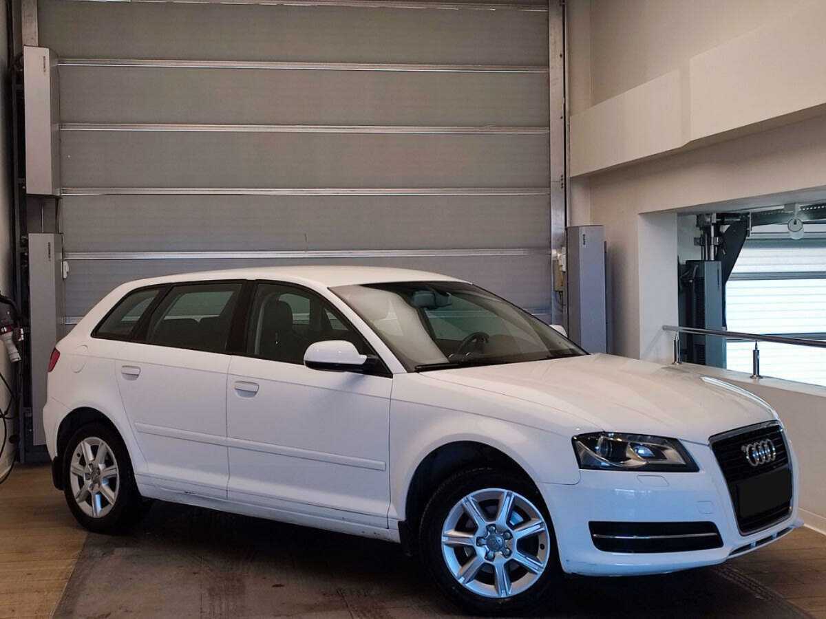 Купить Audi A3 с пробегом. Фото: #2