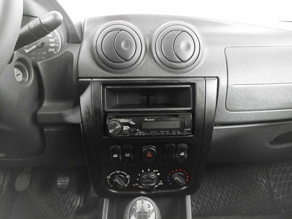 Купить Nissan Almera с пробегом. Фото: #14