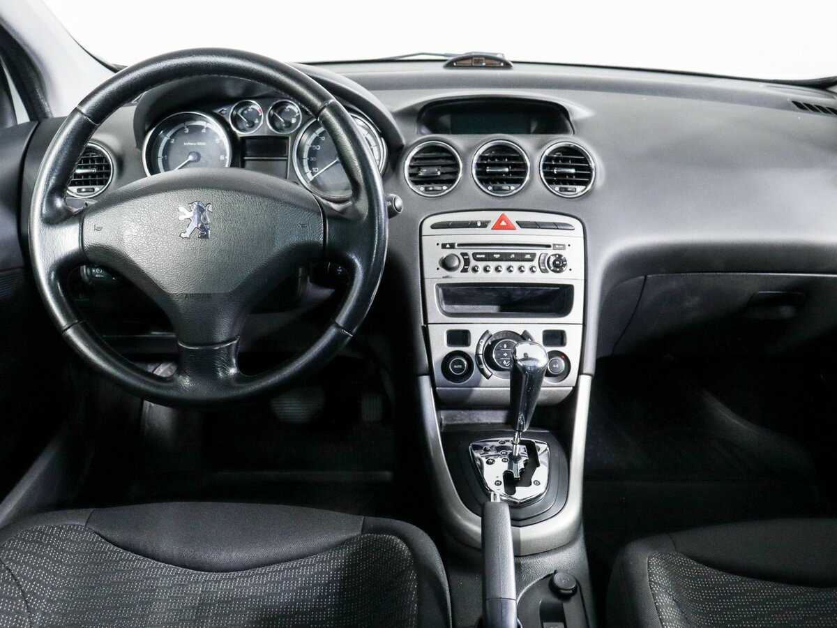 Купить Peugeot 308 с пробегом. Фото: #8