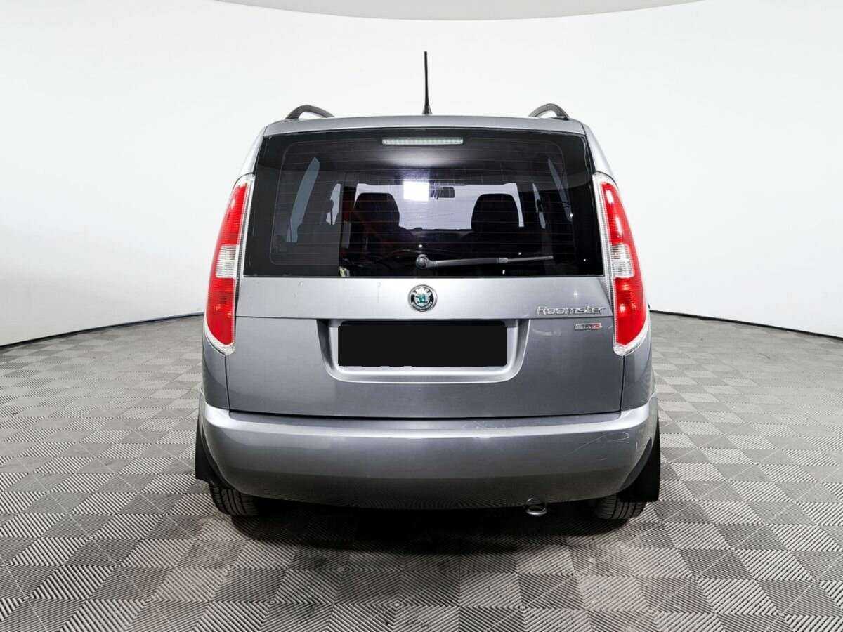 Купить Skoda Roomster с пробегом. Фото: #5