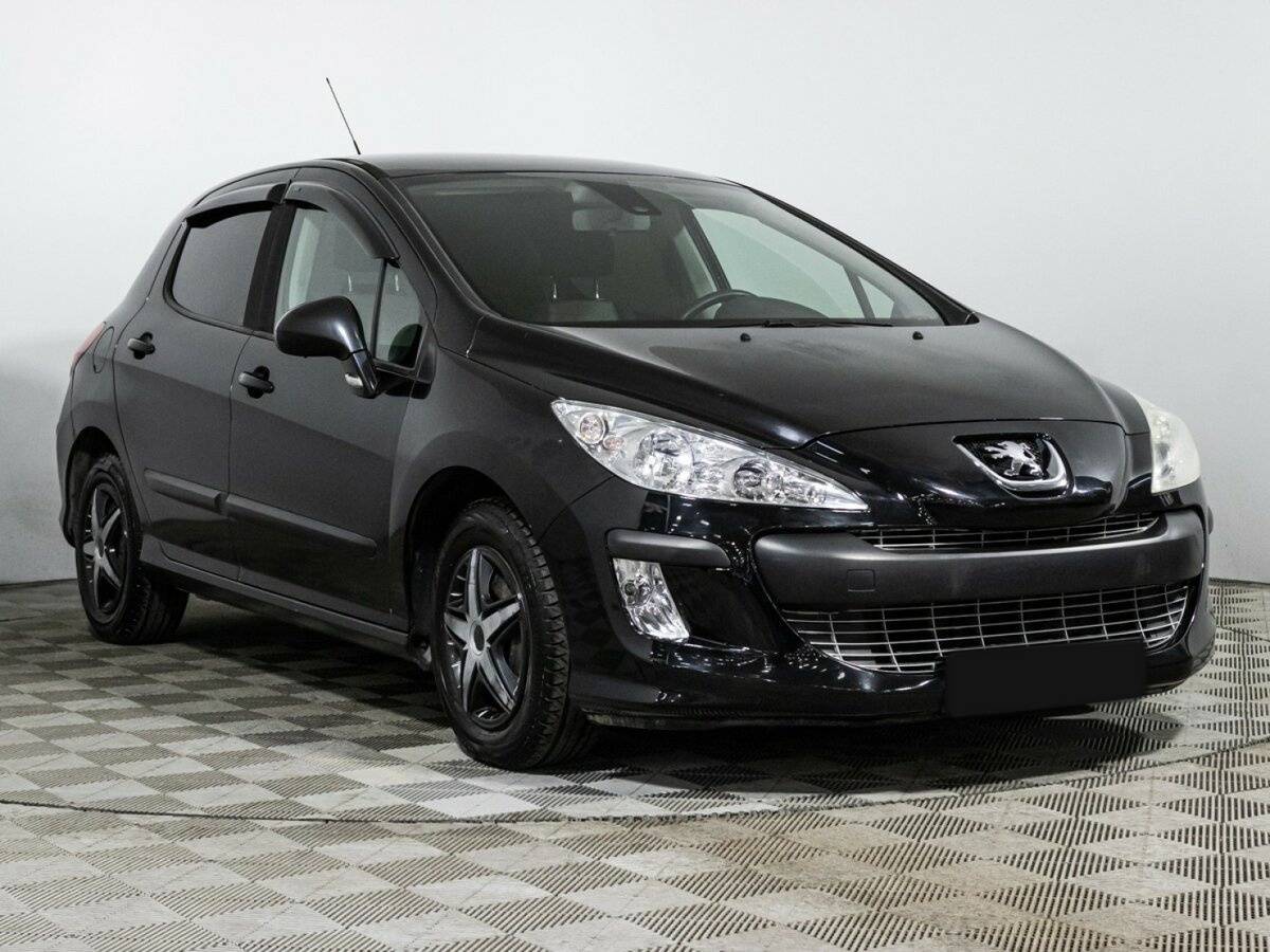 Купить Peugeot 308 с пробегом. Фото: #2