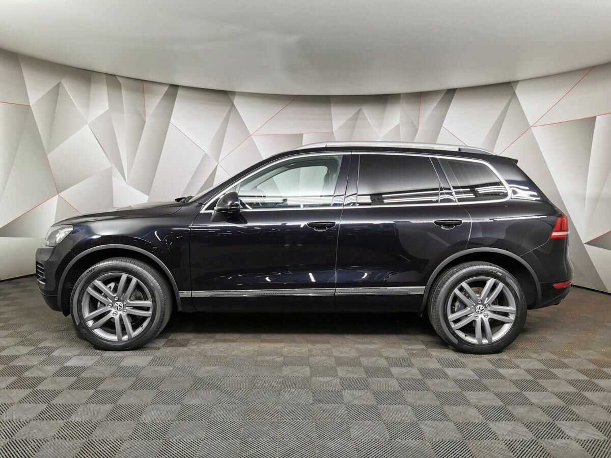 Купить Volkswagen Touareg с пробегом. Фото: #4