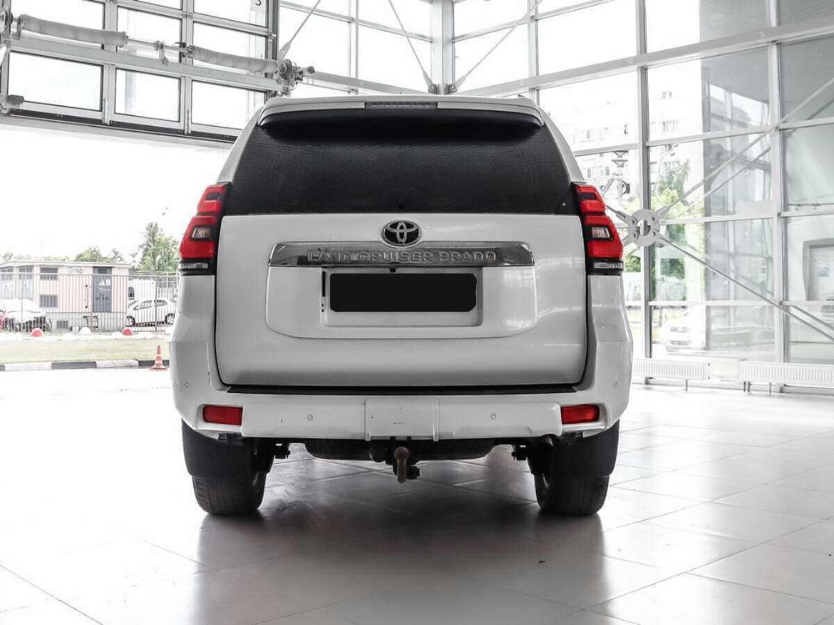 Купить Toyota Land Cruiser Prado с пробегом. Фото: #5