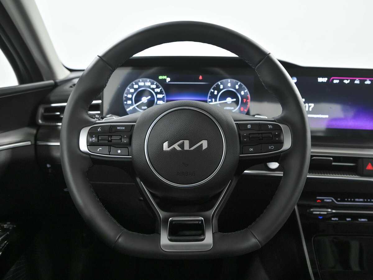 Купить Kia K5 с пробегом. Фото: #6