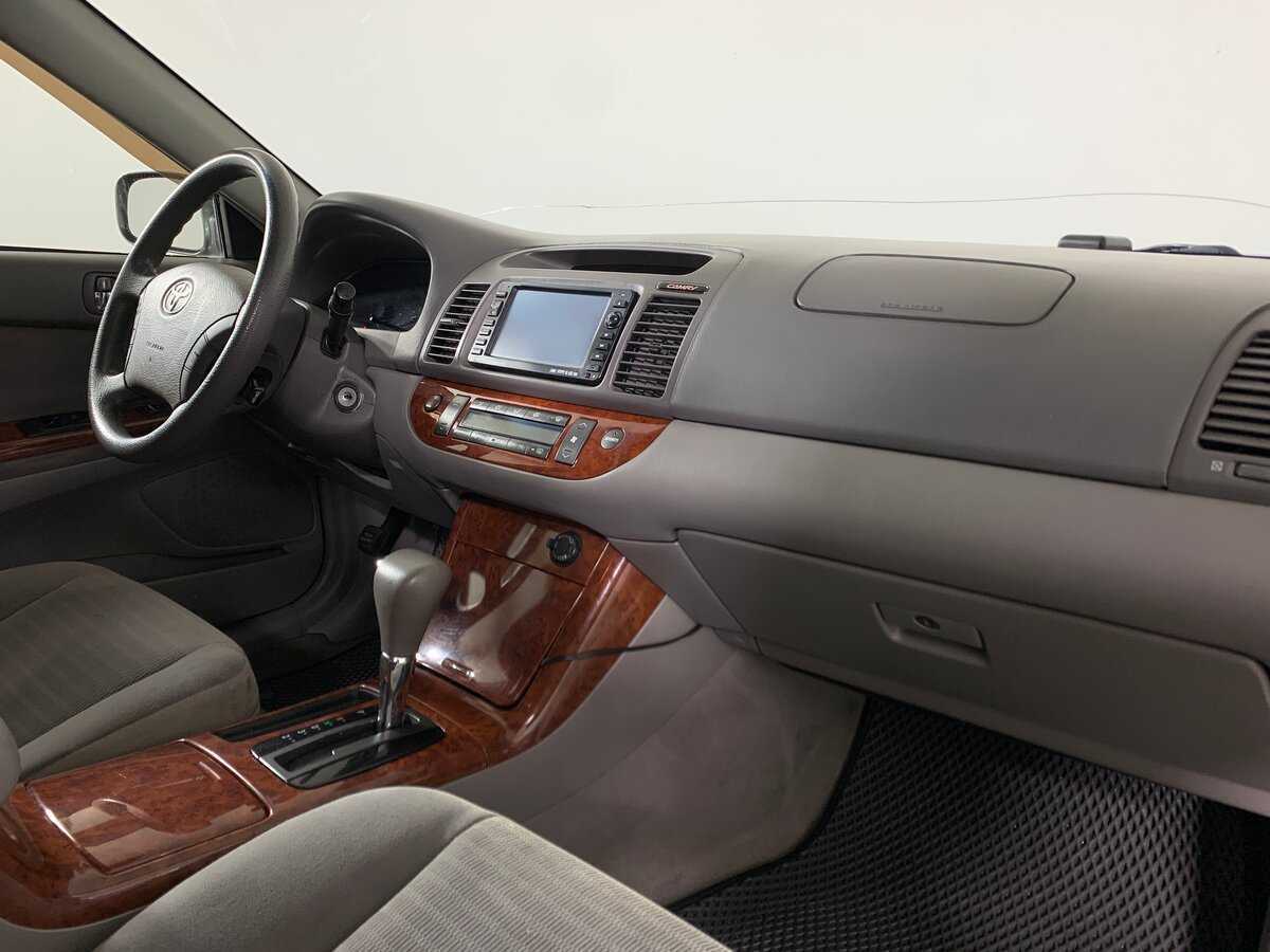 Купить Toyota Camry с пробегом. Фото: #10