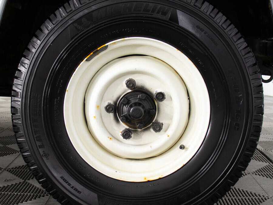 Купить Land Rover Defender с пробегом. Фото: #21
