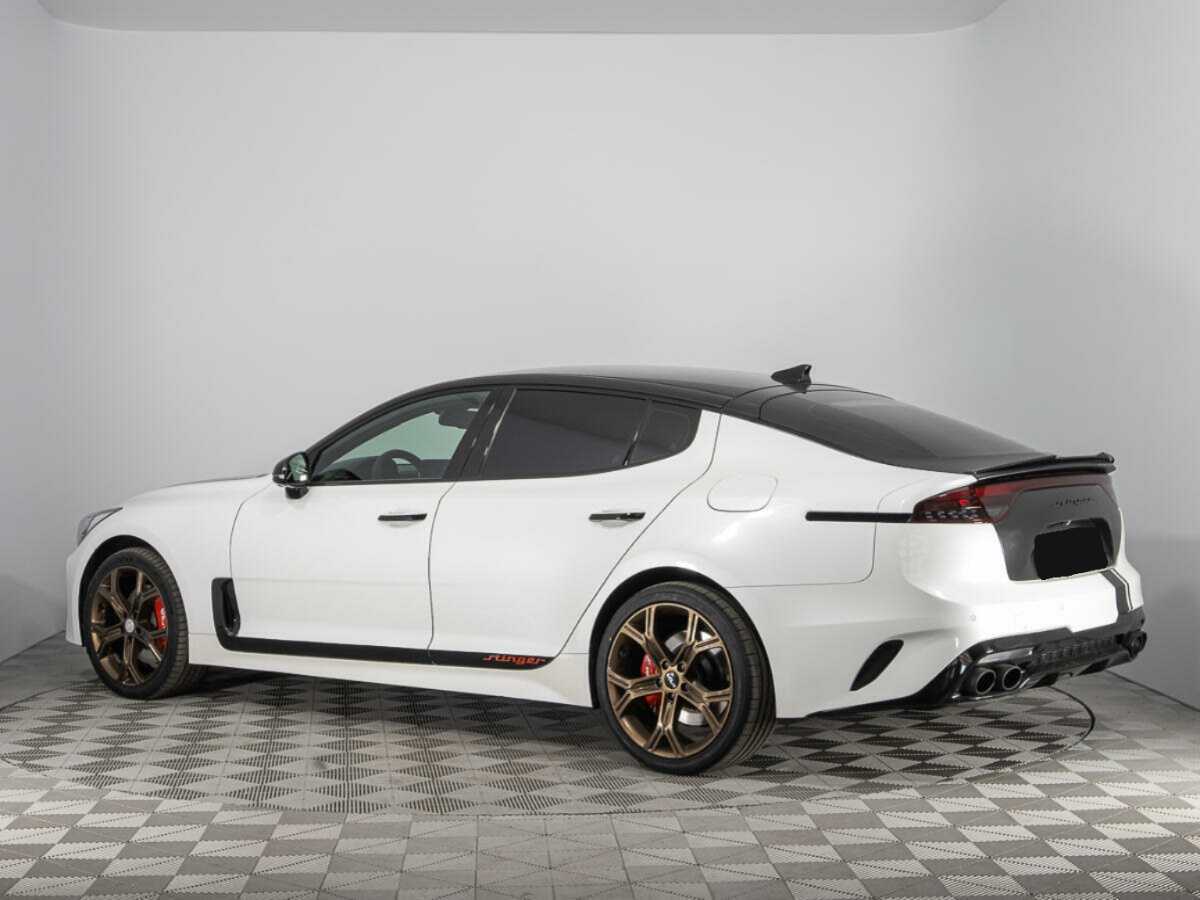 Купить Kia Stinger с пробегом. Фото: #6