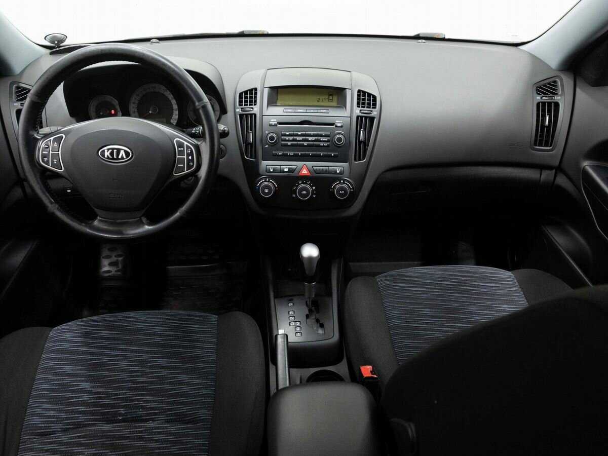 Купить Kia Ceed с пробегом. Фото: #12