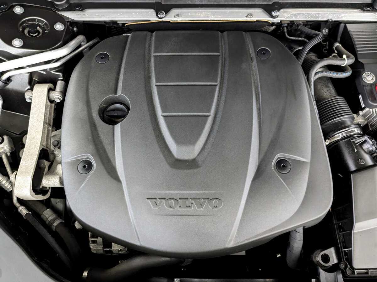 Купить Volvo XC60 с пробегом. Фото: #8