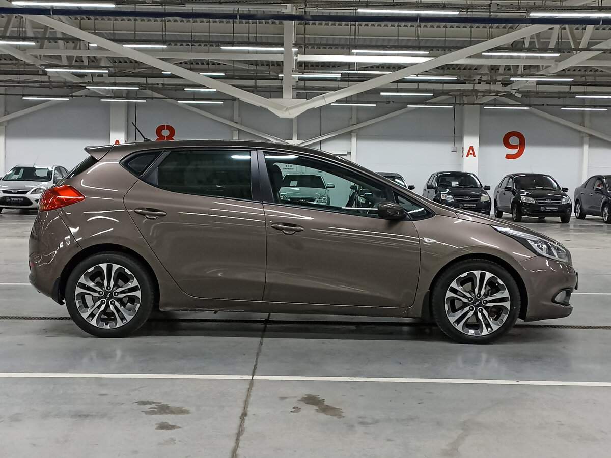 Купить Kia Ceed с пробегом. Фото: #3