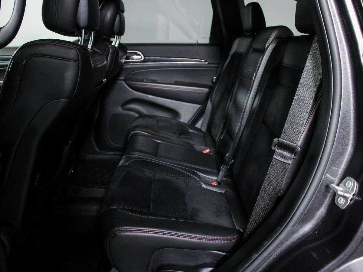 Купить Jeep Grand Cherokee с пробегом. Фото: #9