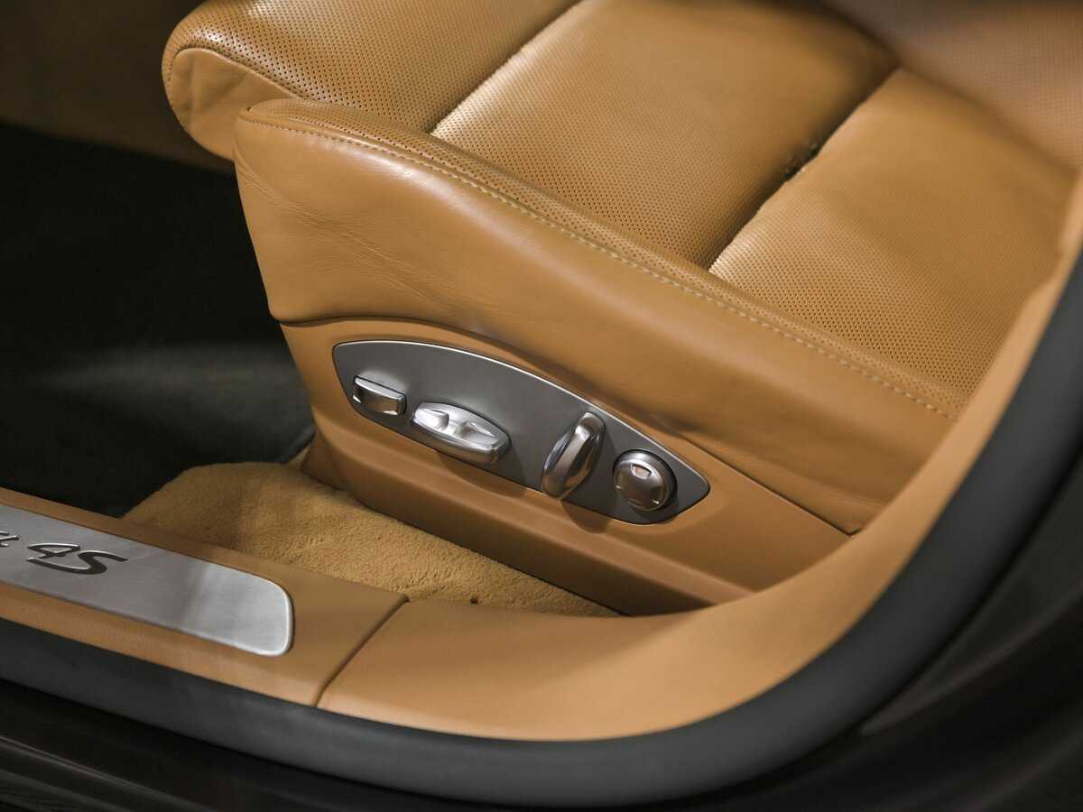 Купить Porsche Panamera с пробегом. Фото: #16