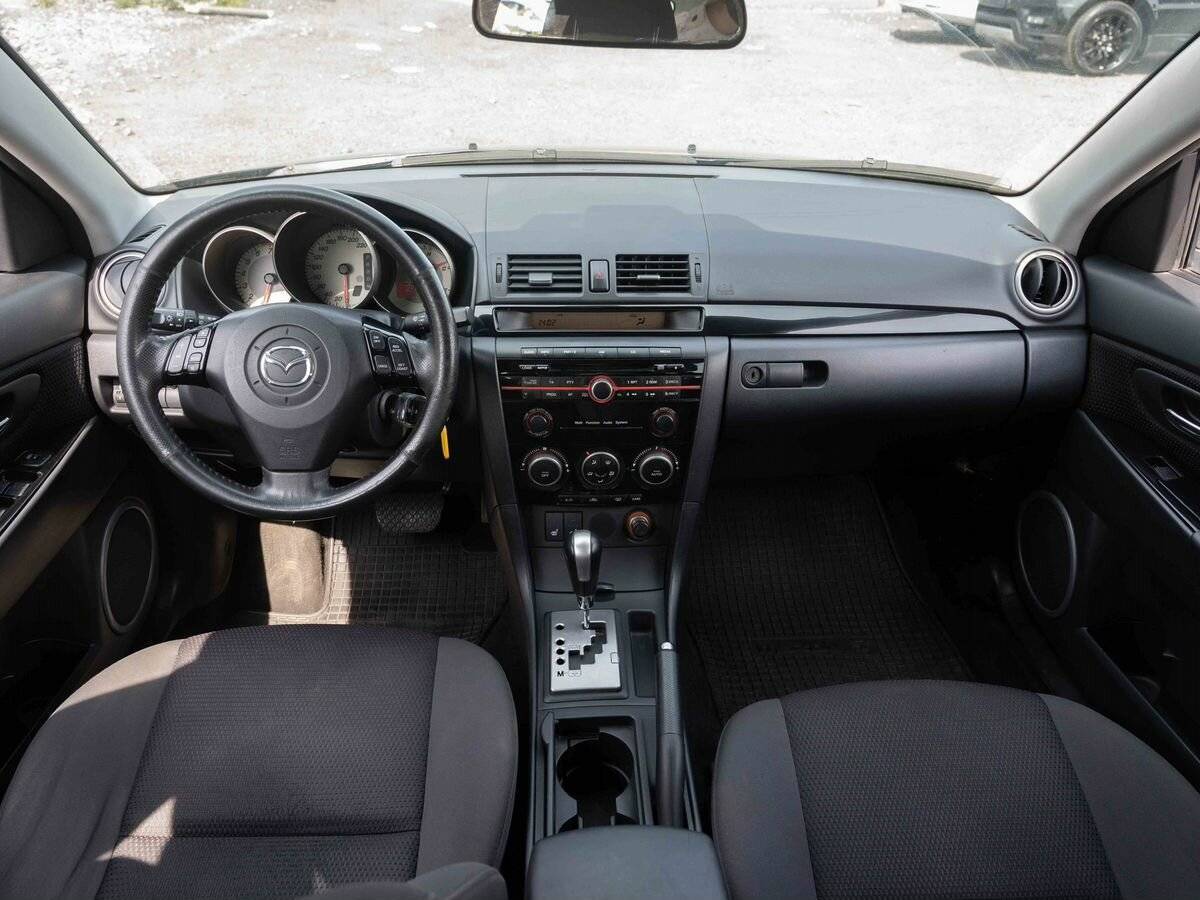 Купить Mazda 3 с пробегом. Фото: #12