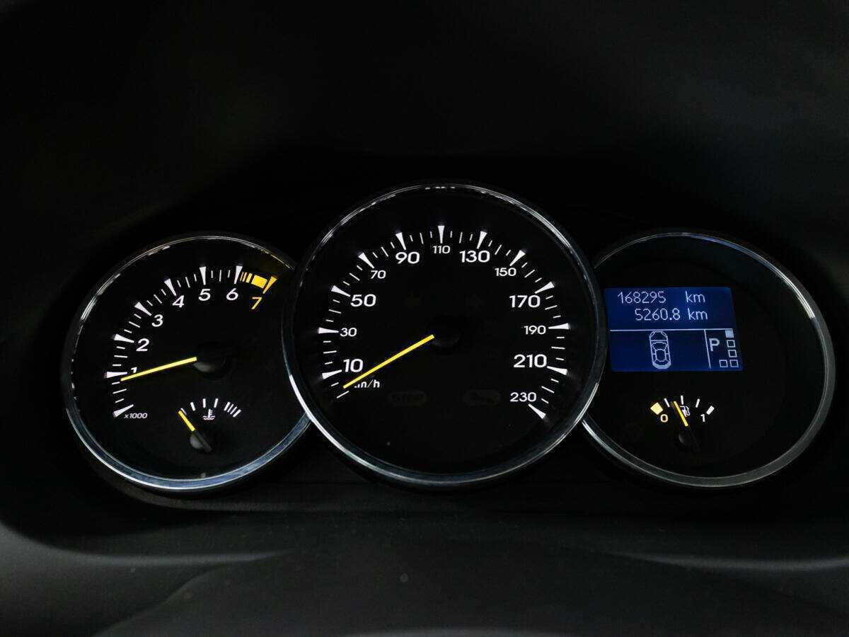 Купить Renault Megane с пробегом. Фото: #11