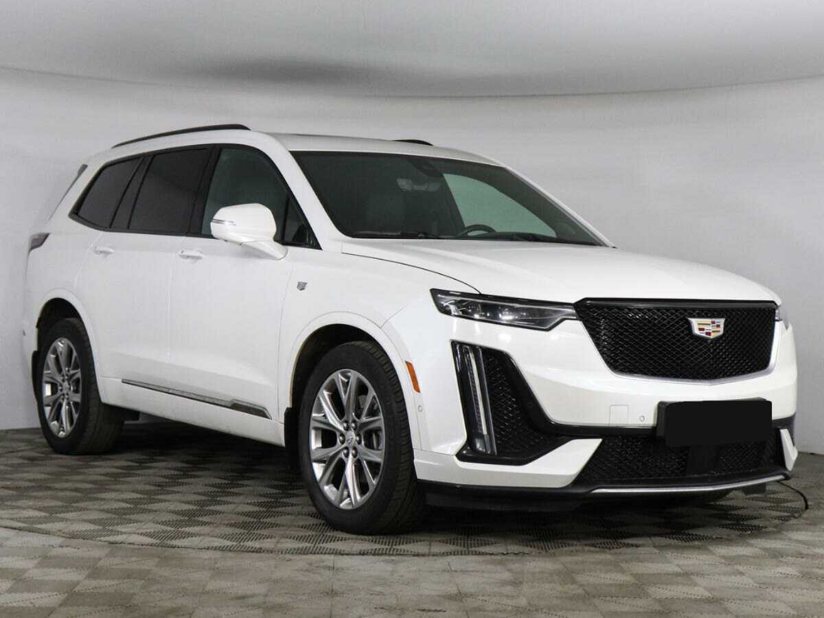 Купить Cadillac XT6 с пробегом. Фото: #2