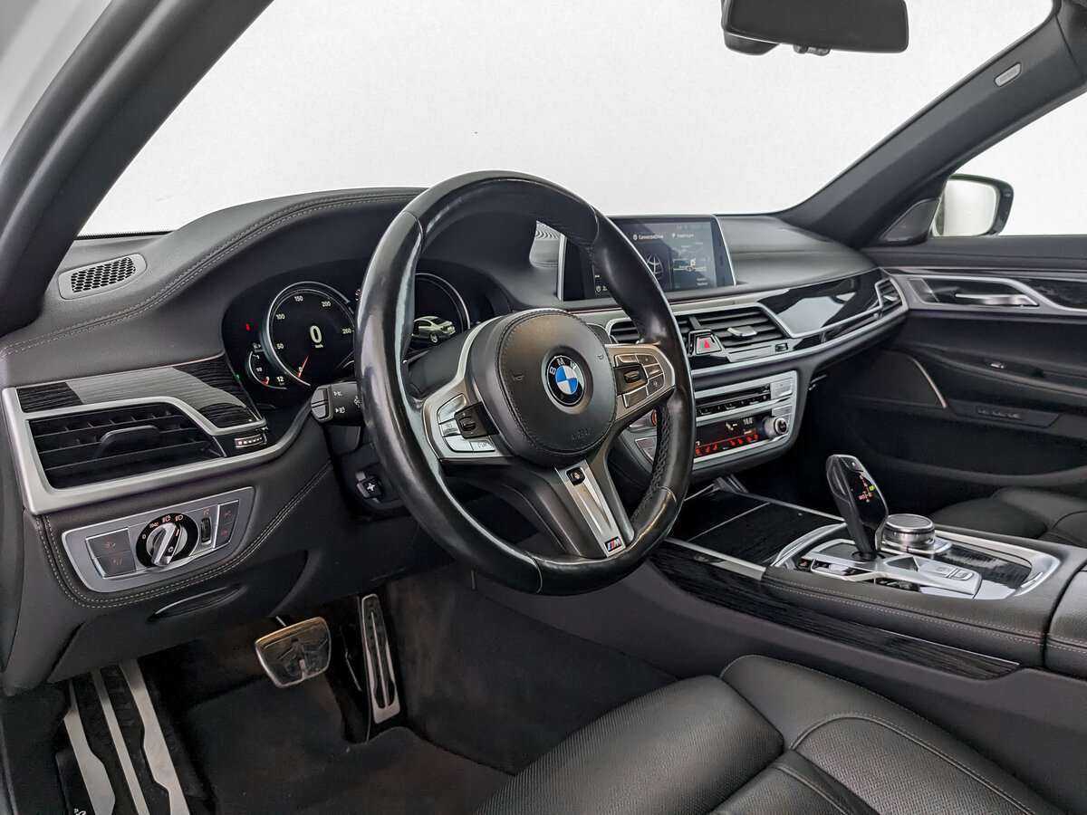 Купить BMW 7 серии с пробегом. Фото: #13