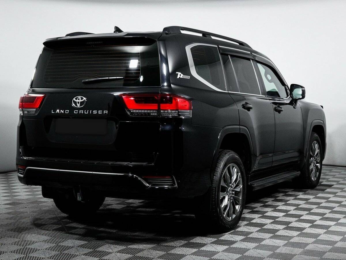 Купить Toyota Land Cruiser с пробегом. Фото: #4