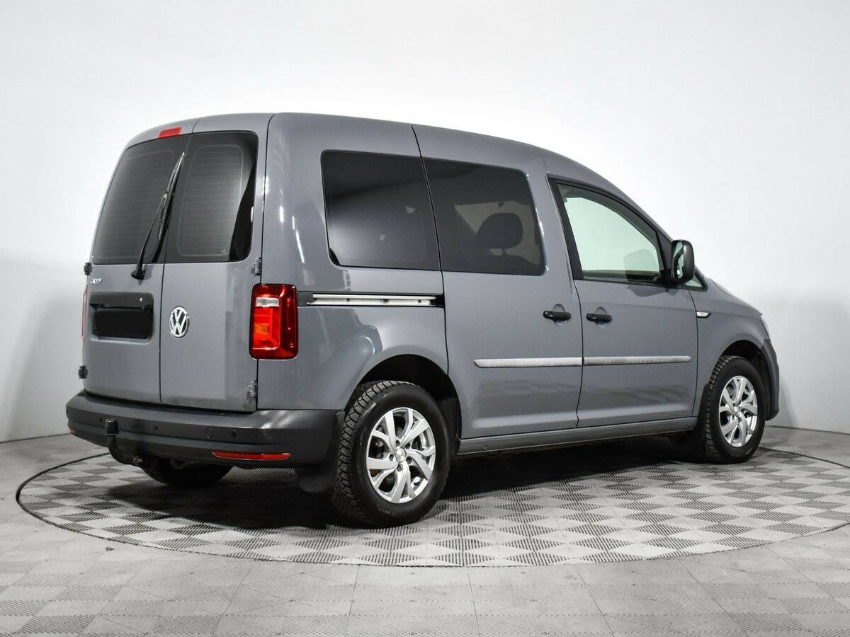 Купить Volkswagen Caddy с пробегом. Фото: #4