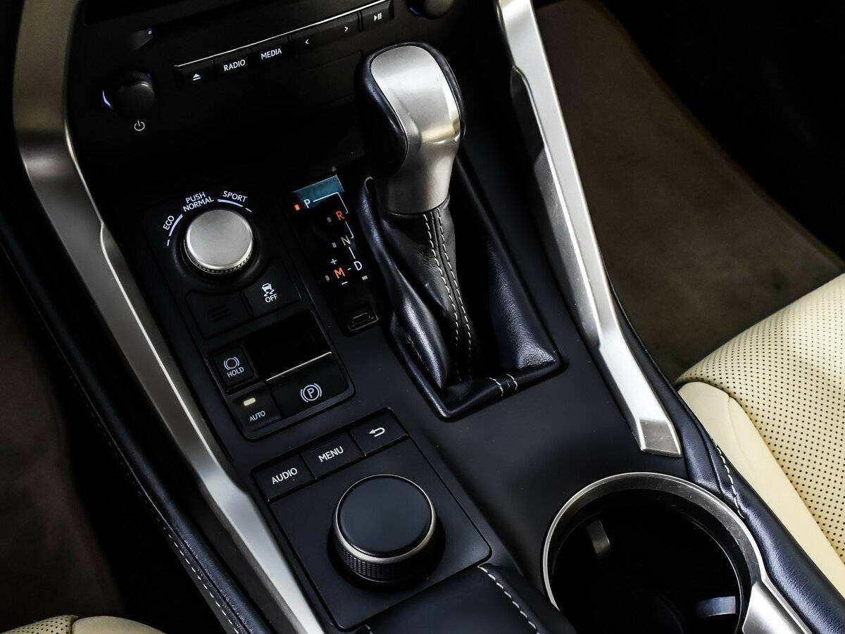 Купить Lexus NX с пробегом. Фото: #18