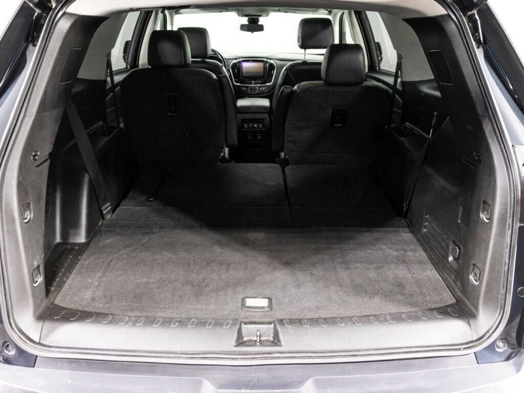 Купить Chevrolet Traverse с пробегом. Фото: #13