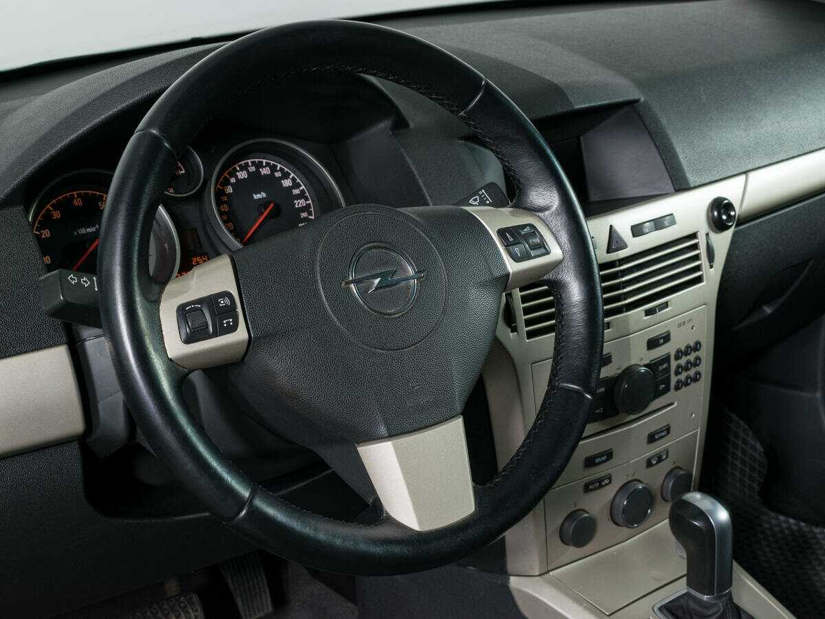 Купить Opel Astra с пробегом. Фото: #14