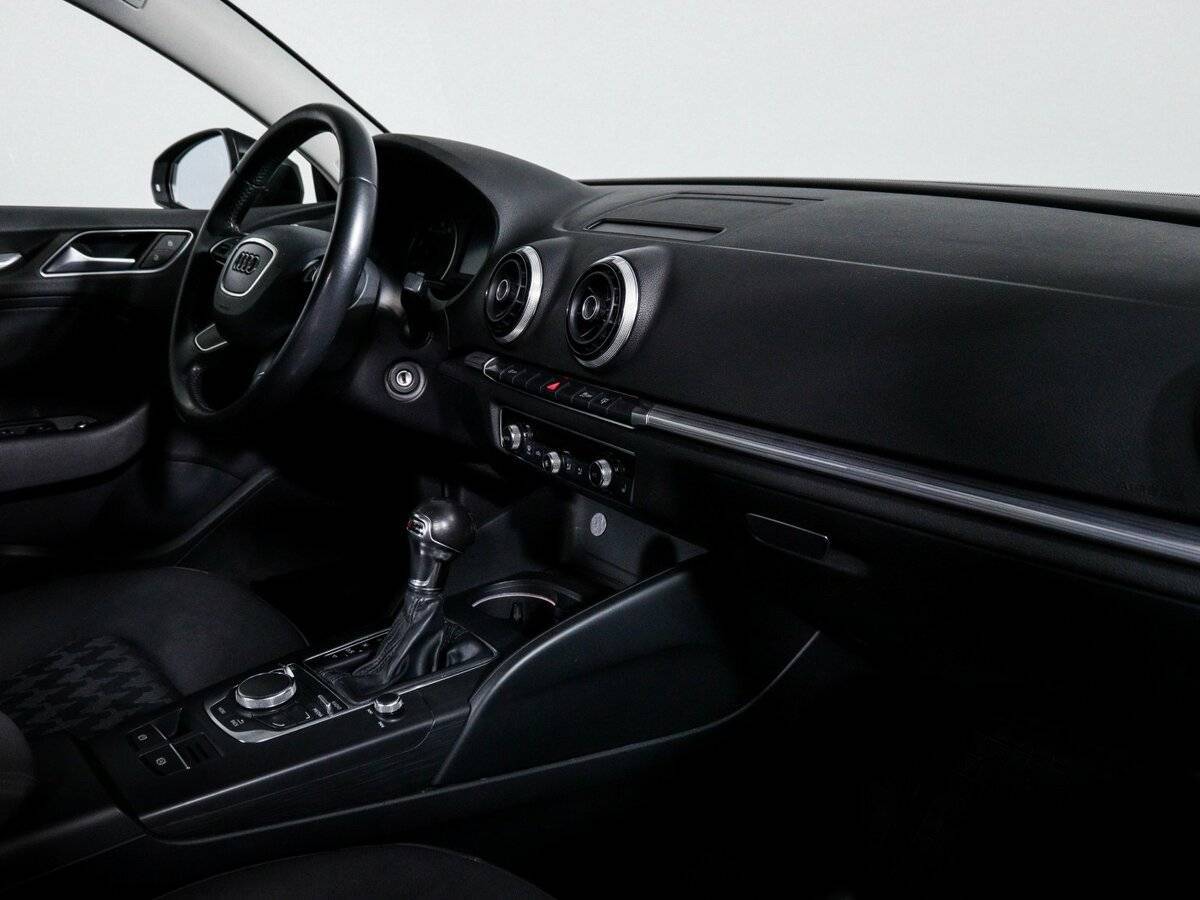 Купить Audi A3 с пробегом. Фото: #6