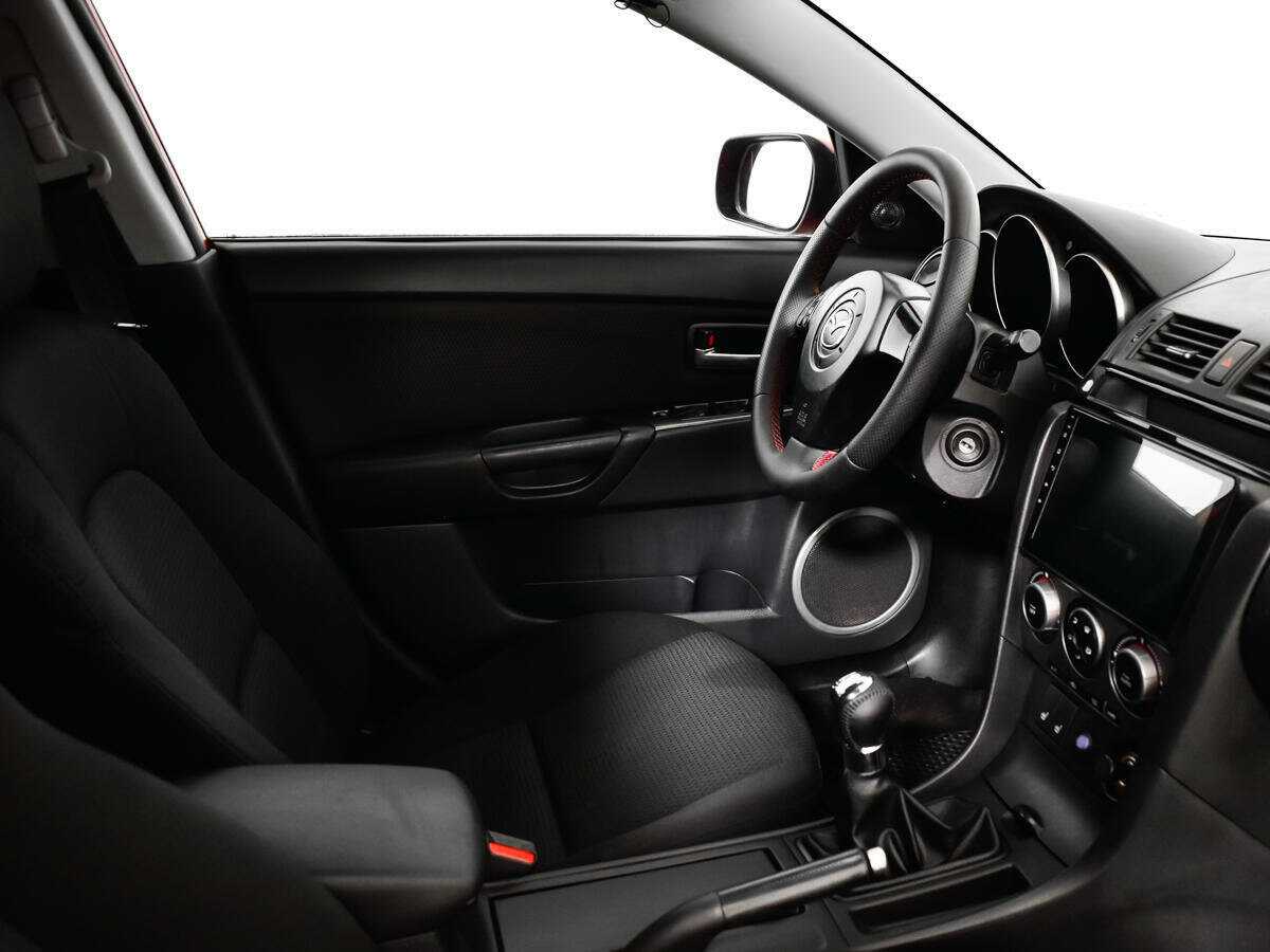 Купить Mazda 3 с пробегом. Фото: #8