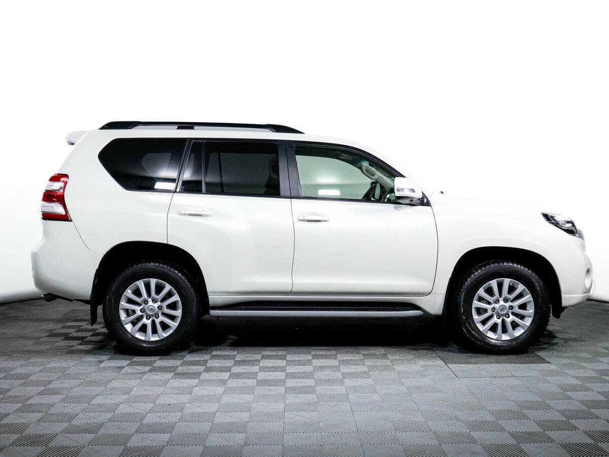 Купить Toyota Land Cruiser Prado с пробегом. Фото: #3