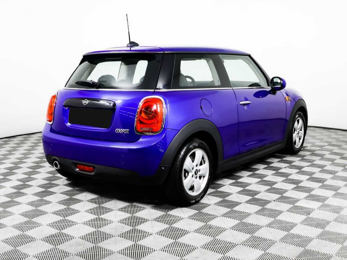 Купить Mini Hatch с пробегом. Фото: #4