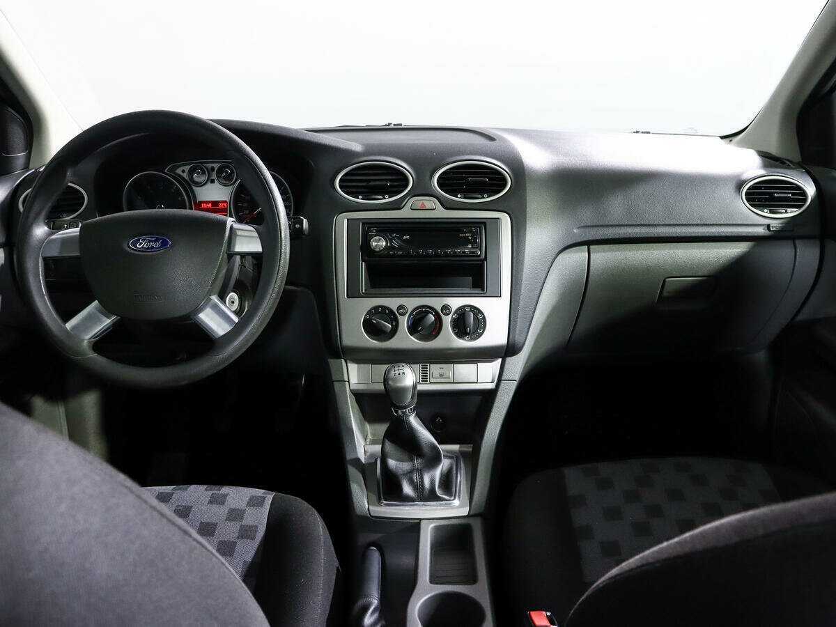 Купить Ford Focus с пробегом. Фото: #9