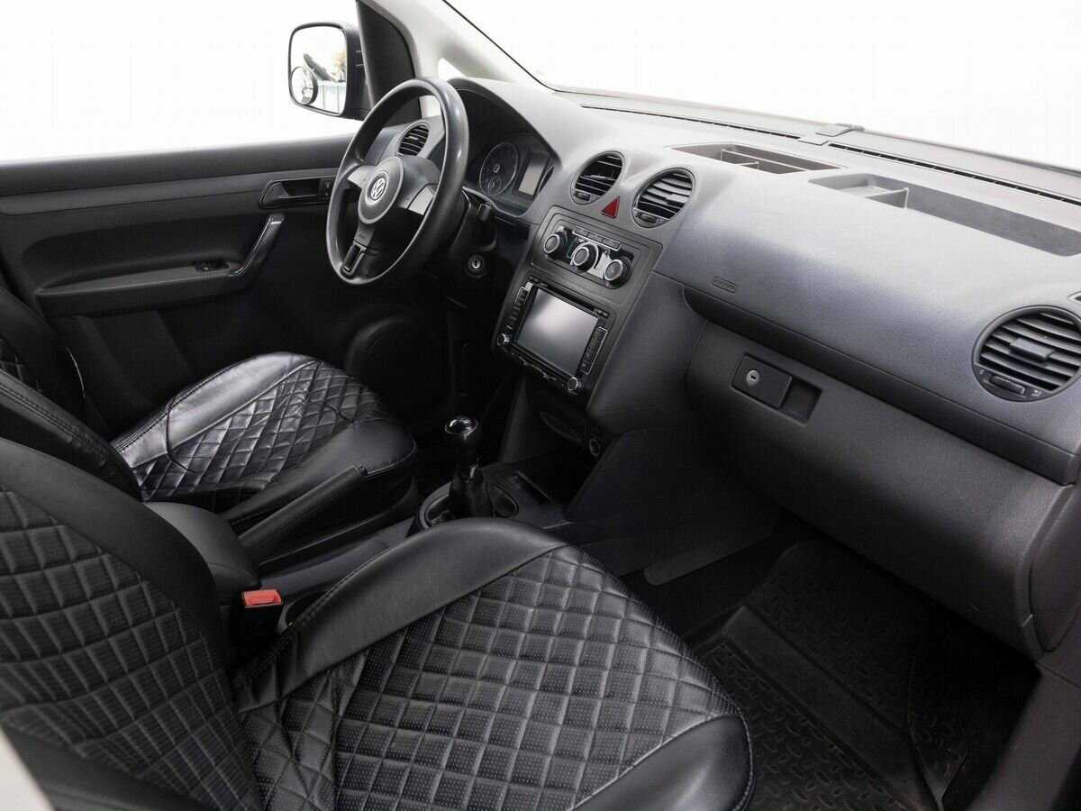 Купить Volkswagen Caddy с пробегом. Фото: #9