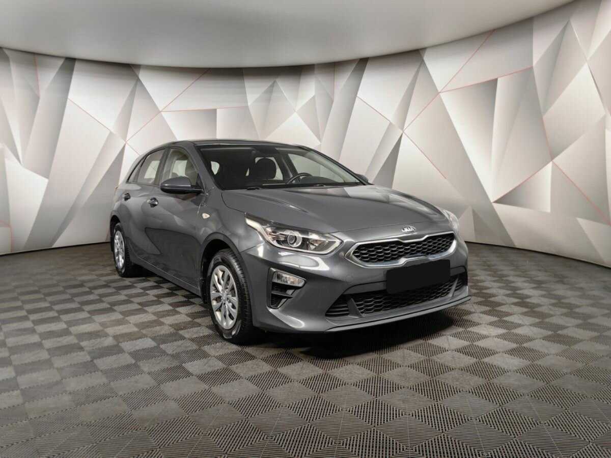 Купить Kia Ceed с пробегом. Фото: #2
