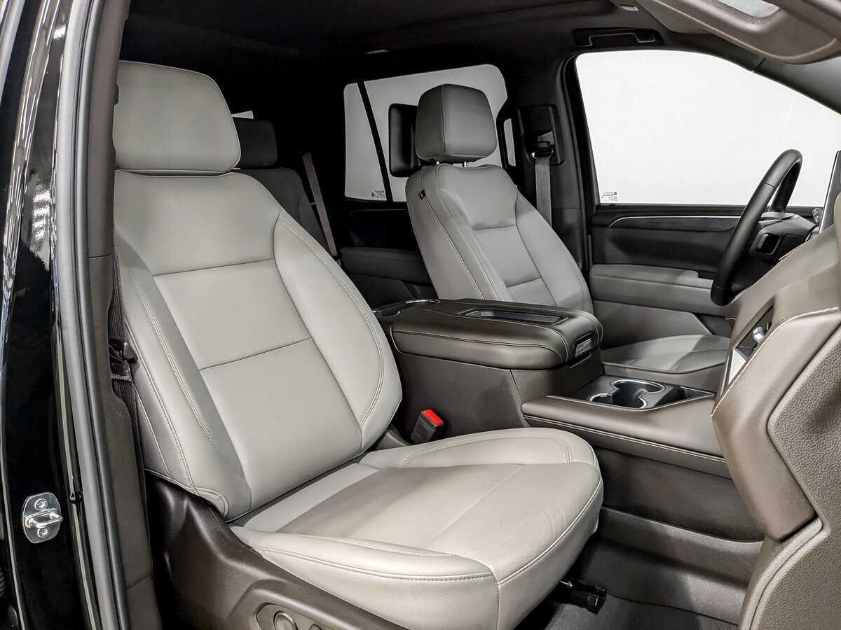 Купить Chevrolet Tahoe с пробегом. Фото: #23