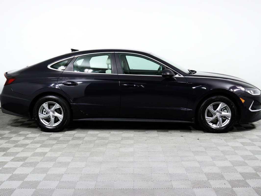 Купить Hyundai Sonata с пробегом. Фото: #3