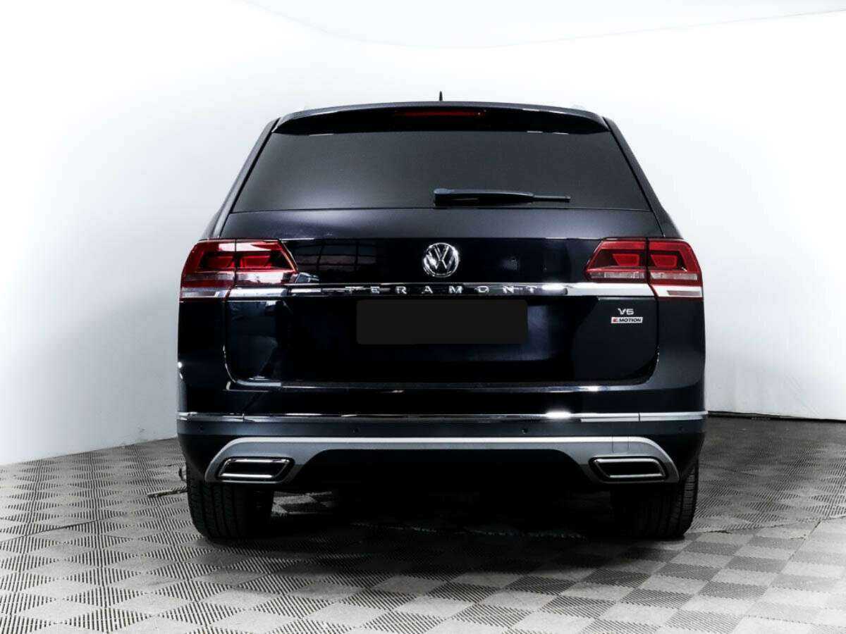 Купить Volkswagen Teramont с пробегом. Фото: #3