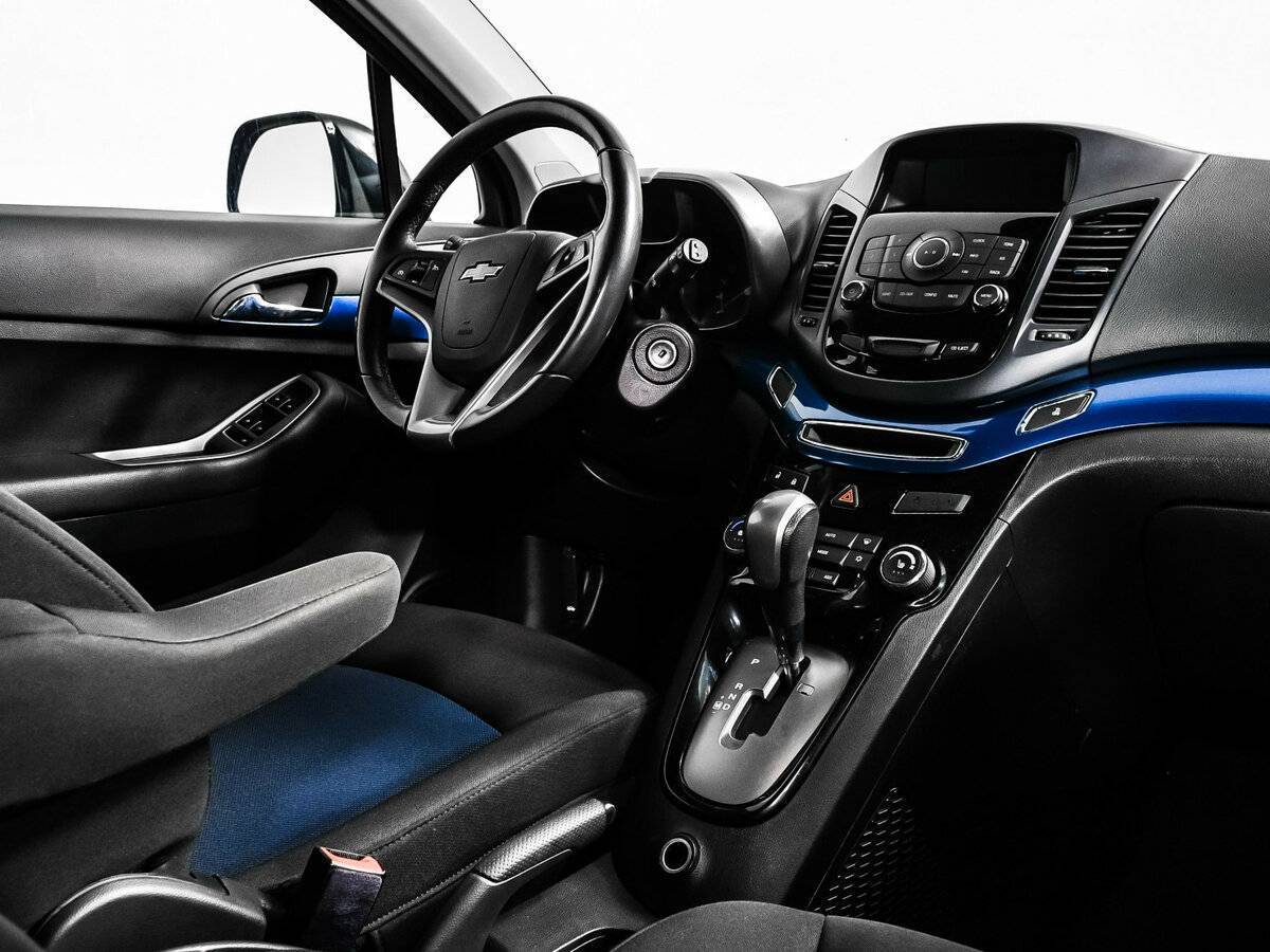 Купить Chevrolet Orlando с пробегом. Фото: #8