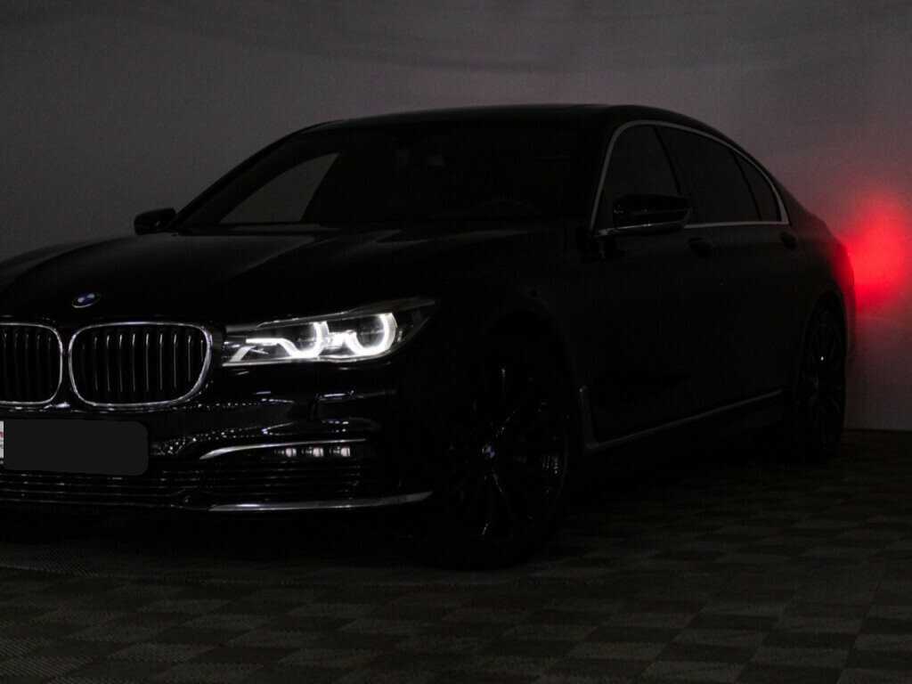 Купить BMW 7 серии с пробегом. Фото: #29