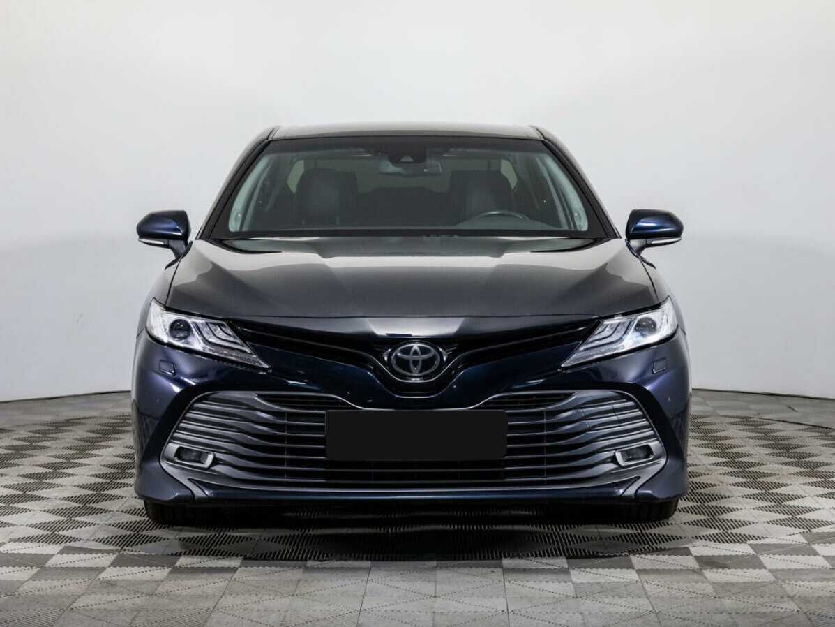 Купить Toyota Camry с пробегом. Фото: #1