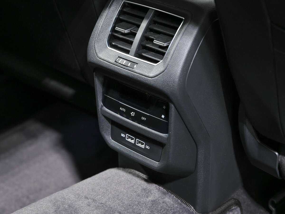 Купить Volkswagen Tayron с пробегом. Фото: #17